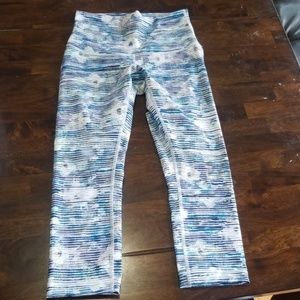 Lululemon high rise crops